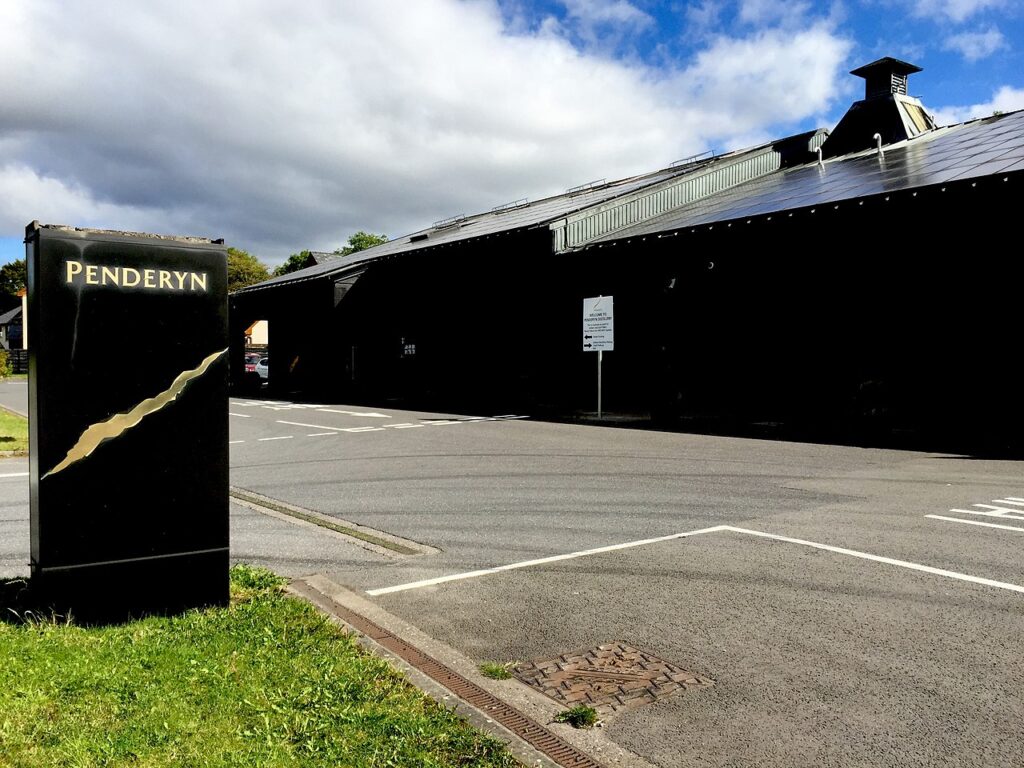 1280px Penderyn Distillery geograph.org .uk 5120742